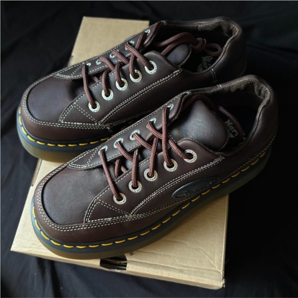 Dr. Martens Buzz Brown (SOLD)